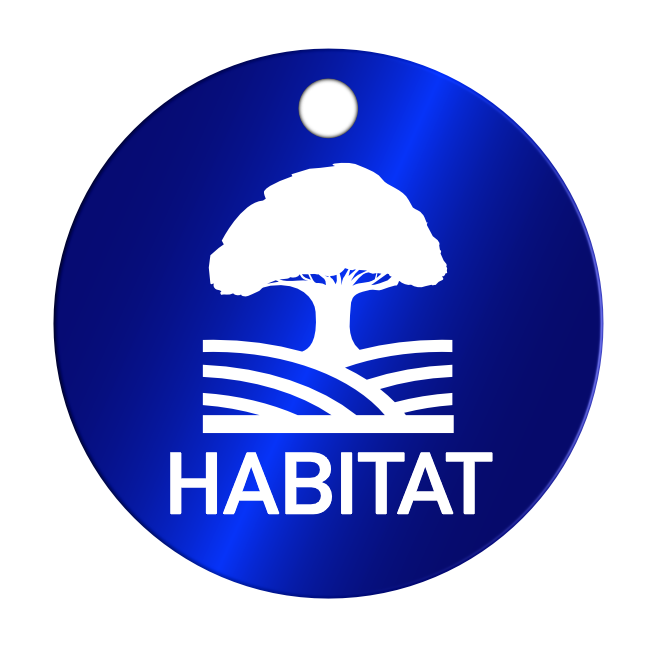 Habitat Baum Logo, Baumplakette ø=50 mm, mit Logo, Lasergravur, eloxiertes Aluminium Habitat Baum Logo, Baumplakette ø=50 mm, mit Logo, Lasergravur, eloxiertes Aluminium